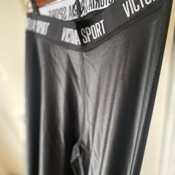 Victoria Sport Leggings - Picture 1 of 4